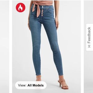 Brand new, with tags Women’s Skinny Mid Rise Jeans